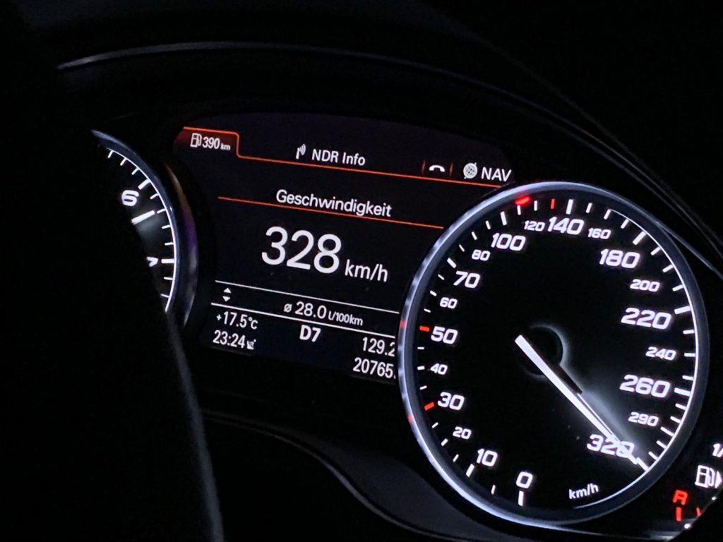 Audi-A8-VMax-Aufhebung-mit-Active-VMax-Deleter